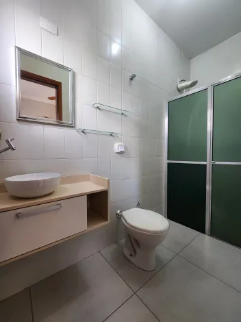 Alugar Casa / Padr&atilde;o em S&atilde;o Jos&eacute; do Rio Preto R$ 3.700,00 - Foto 17