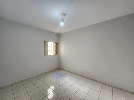Alugar Casa / Padr&atilde;o em S&atilde;o Jos&eacute; do Rio Preto R$ 1.800,00 - Foto 8