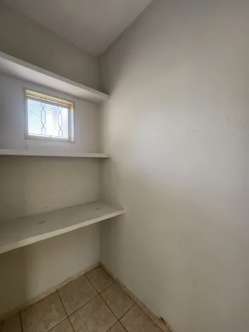 Alugar Casa / Padr&atilde;o em S&atilde;o Jos&eacute; do Rio Preto R$ 1.800,00 - Foto 10