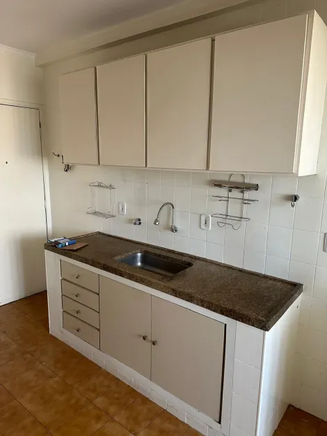 Alugar Apartamento / Padr&atilde;o em S&atilde;o Jos&eacute; do Rio Preto R$ 1.500,00 - Foto 4