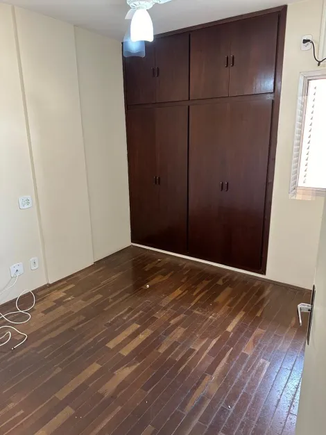 Alugar Apartamento / Padr&atilde;o em S&atilde;o Jos&eacute; do Rio Preto R$ 1.500,00 - Foto 8
