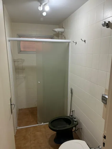 Alugar Apartamento / Padr&atilde;o em S&atilde;o Jos&eacute; do Rio Preto R$ 1.500,00 - Foto 10