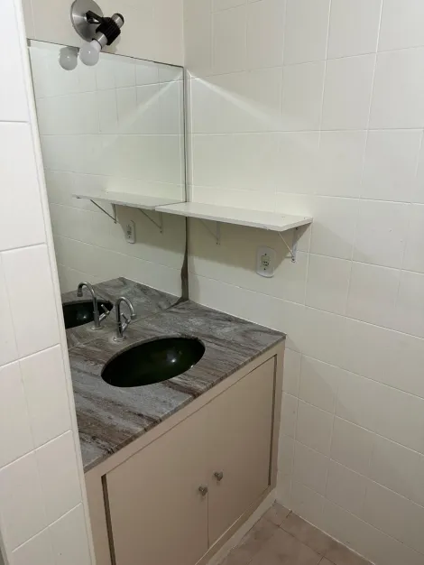 Alugar Apartamento / Padr&atilde;o em S&atilde;o Jos&eacute; do Rio Preto R$ 1.500,00 - Foto 18