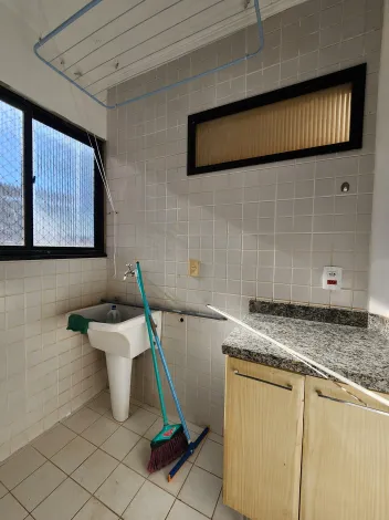 Alugar Apartamento / Padr&atilde;o em S&atilde;o Jos&eacute; do Rio Preto R$ 1.800,00 - Foto 13
