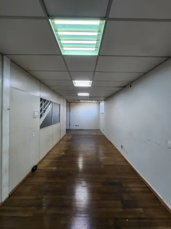 Alugar Comercial / Sal&atilde;o em S&atilde;o Jos&eacute; do Rio Preto R$ 11.000,00 - Foto 9