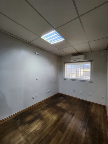 Alugar Comercial / Sal&atilde;o em S&atilde;o Jos&eacute; do Rio Preto R$ 11.000,00 - Foto 13