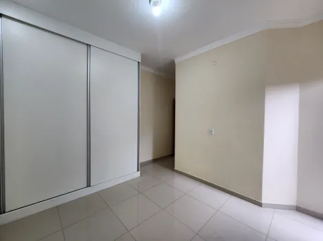 Alugar Casa / Padr&atilde;o em S&atilde;o Jos&eacute; do Rio Preto R$ 3.000,00 - Foto 5