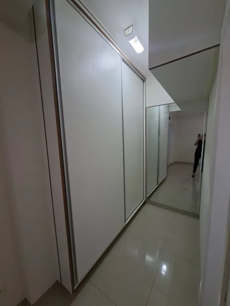 Alugar Apartamento / Padr&atilde;o em S&atilde;o Jos&eacute; do Rio Preto R$ 1.900,00 - Foto 8