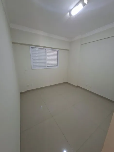 Alugar Apartamento / Padr&atilde;o em S&atilde;o Jos&eacute; do Rio Preto R$ 1.900,00 - Foto 10
