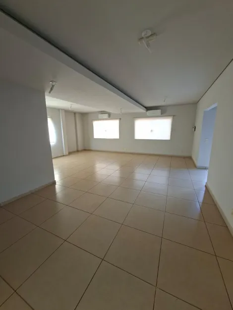 Alugar Apartamento / Padr&atilde;o em S&atilde;o Jos&eacute; do Rio Preto R$ 1.900,00 - Foto 13