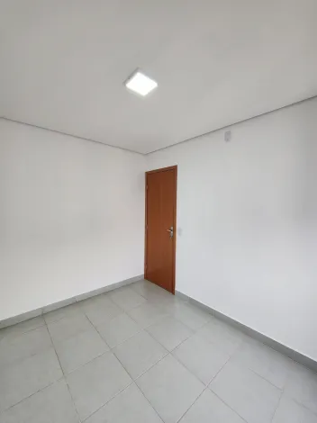 Alugar Apartamento / Padr&atilde;o em S&atilde;o Jos&eacute; do Rio Preto R$ 1.500,00 - Foto 12