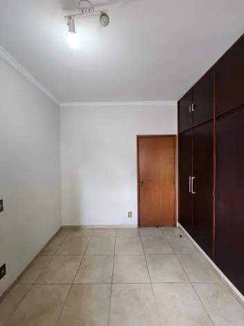 Alugar Apartamento / Padr&atilde;o em S&atilde;o Jos&eacute; do Rio Preto R$ 2.500,00 - Foto 10