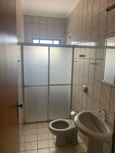 Alugar Casa / Sobrado em Bady Bassitt R$ 2.300,00 - Foto 7