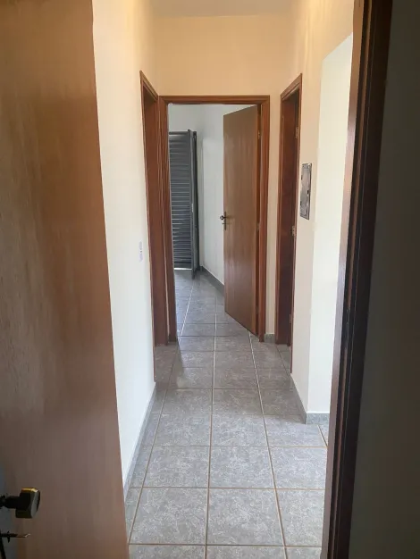 Alugar Casa / Sobrado em Bady Bassitt R$ 2.300,00 - Foto 12