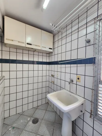 Alugar Apartamento / Padr&atilde;o em S&atilde;o Jos&eacute; do Rio Preto R$ 1.200,00 - Foto 12