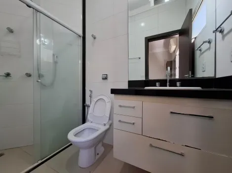 Alugar Casa / Condom&iacute;nio em S&atilde;o Jos&eacute; do Rio Preto R$ 6.000,00 - Foto 14