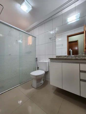 Alugar Apartamento / Padr&atilde;o em S&atilde;o Jos&eacute; do Rio Preto R$ 2.000,00 - Foto 12
