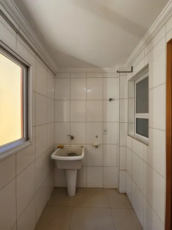 Alugar Apartamento / Padr&atilde;o em S&atilde;o Jos&eacute; do Rio Preto R$ 2.000,00 - Foto 13