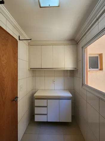Alugar Apartamento / Padr&atilde;o em S&atilde;o Jos&eacute; do Rio Preto R$ 2.000,00 - Foto 14