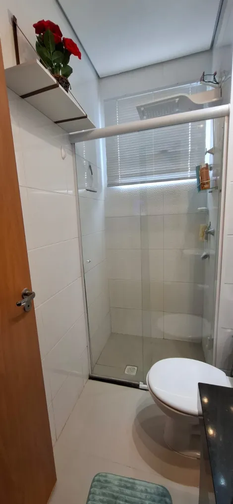 Comprar Apartamento / Padr&atilde;o em S&atilde;o Jos&eacute; do Rio Preto R$ 230.000,00 - Foto 12