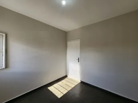 Alugar Apartamento / Padr&atilde;o em S&atilde;o Jos&eacute; do Rio Preto R$ 850,00 - Foto 9