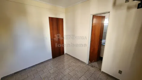 Alugar Apartamento / Padr&atilde;o em S&atilde;o Jos&eacute; do Rio Preto R$ 1.200,00 - Foto 8