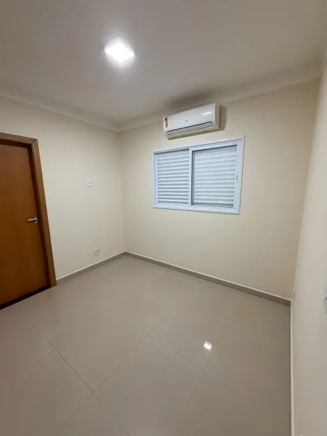 Alugar Casa / Condom&iacute;nio em S&atilde;o Jos&eacute; do Rio Preto R$ 5.000,00 - Foto 16