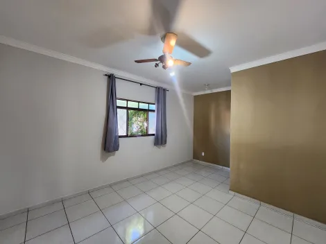 Alugar Casa / Padr&atilde;o em S&atilde;o Jos&eacute; do Rio Preto R$ 1.350,00 - Foto 2