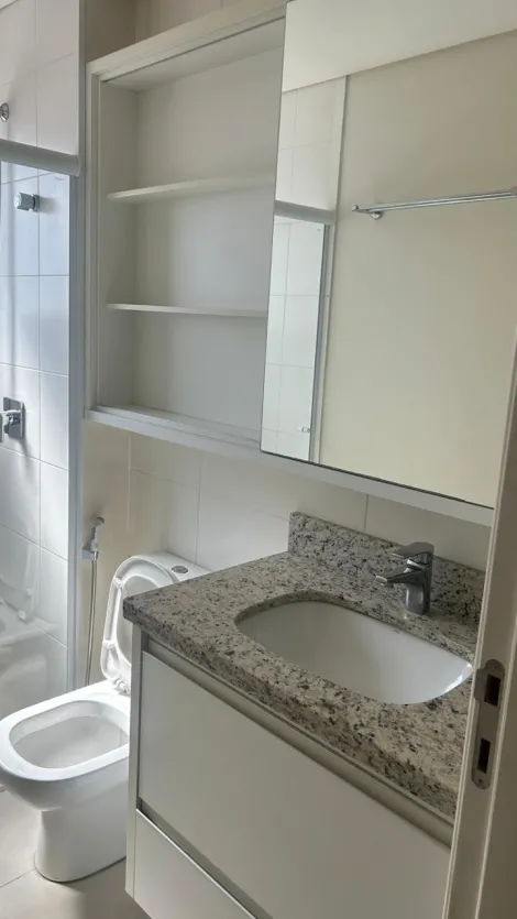 Alugar Apartamento / Padr&atilde;o em S&atilde;o Jos&eacute; do Rio Preto R$ 3.000,00 - Foto 12
