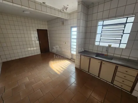 Alugar Casa / Sobrado em S&atilde;o Jos&eacute; do Rio Preto R$ 2.500,00 - Foto 4