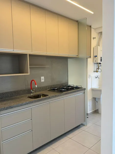 Alugar Apartamento / Padr&atilde;o em S&atilde;o Jos&eacute; do Rio Preto. apenas R$ 3.100,00