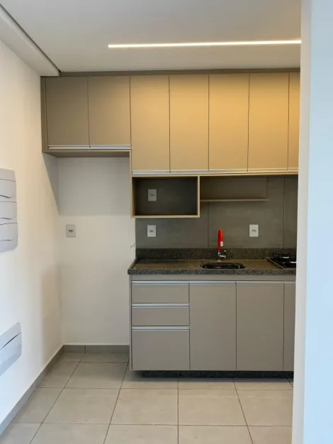 Alugar Apartamento / Padr&atilde;o em S&atilde;o Jos&eacute; do Rio Preto R$ 3.100,00 - Foto 3