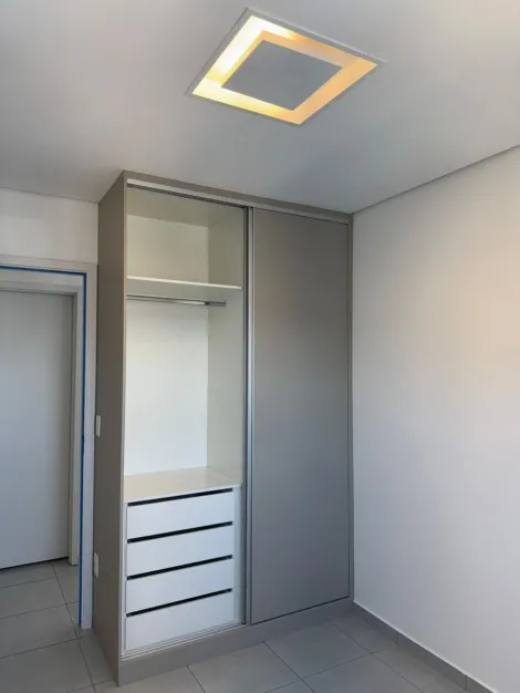 Alugar Apartamento / Padr&atilde;o em S&atilde;o Jos&eacute; do Rio Preto R$ 3.100,00 - Foto 10
