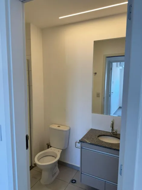 Alugar Apartamento / Padr&atilde;o em S&atilde;o Jos&eacute; do Rio Preto R$ 3.100,00 - Foto 18