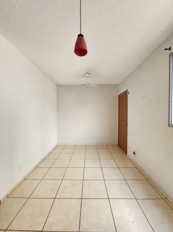 Alugar Apartamento / Padr&atilde;o em S&atilde;o Jos&eacute; do Rio Preto R$ 700,00 - Foto 2