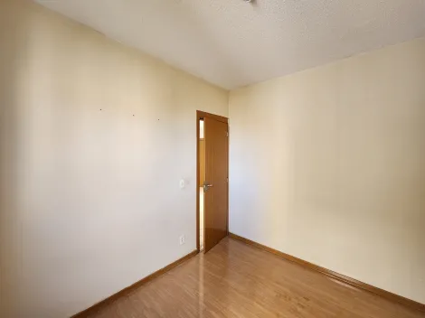 Alugar Apartamento / Padr&atilde;o em S&atilde;o Jos&eacute; do Rio Preto R$ 700,00 - Foto 8