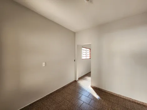 Alugar Casa / Sobrado em S&atilde;o Jos&eacute; do Rio Preto R$ 1.200,00 - Foto 2
