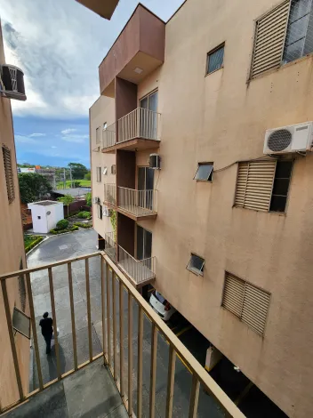 Alugar Apartamento / Padr&atilde;o em S&atilde;o Jos&eacute; do Rio Preto R$ 750,00 - Foto 12