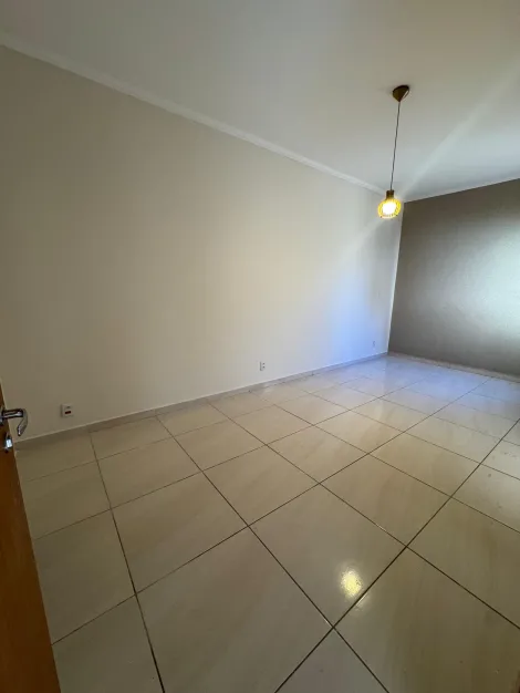 Alugar Casa / Padr&atilde;o em S&atilde;o Jos&eacute; do Rio Preto R$ 1.800,00 - Foto 10