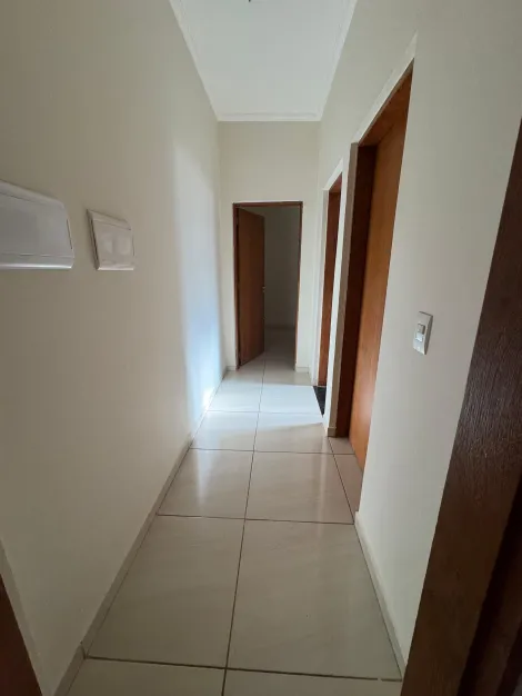 Alugar Casa / Padr&atilde;o em S&atilde;o Jos&eacute; do Rio Preto R$ 1.800,00 - Foto 7