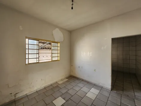 Alugar Casa / Padr&atilde;o em S&atilde;o Jos&eacute; do Rio Preto R$ 800,00 - Foto 2