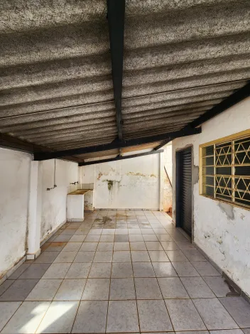 Alugar Casa / Padr&atilde;o em S&atilde;o Jos&eacute; do Rio Preto R$ 800,00 - Foto 11