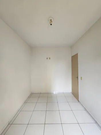 Alugar Apartamento / Padr&atilde;o em S&atilde;o Jos&eacute; do Rio Preto R$ 1.000,00 - Foto 8
