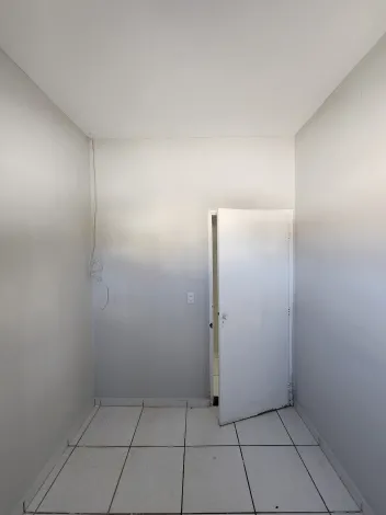 Alugar Casa / Padr&atilde;o em S&atilde;o Jos&eacute; do Rio Preto R$ 950,00 - Foto 7