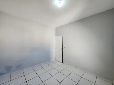 Alugar Casa / Padr&atilde;o em S&atilde;o Jos&eacute; do Rio Preto R$ 950,00 - Foto 10