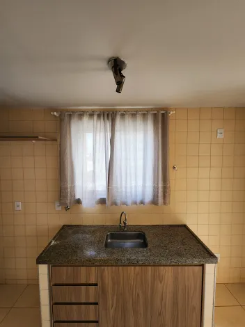 Alugar Apartamento / Padr&atilde;o em S&atilde;o Jos&eacute; do Rio Preto R$ 1.200,00 - Foto 4