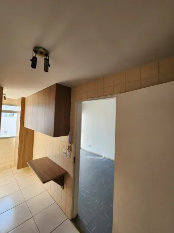 Alugar Apartamento / Padr&atilde;o em S&atilde;o Jos&eacute; do Rio Preto R$ 1.200,00 - Foto 5