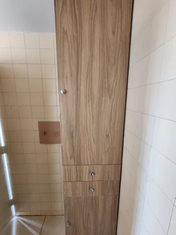 Alugar Apartamento / Padr&atilde;o em S&atilde;o Jos&eacute; do Rio Preto R$ 1.200,00 - Foto 6