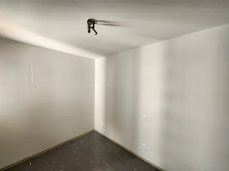 Alugar Apartamento / Padr&atilde;o em S&atilde;o Jos&eacute; do Rio Preto R$ 1.200,00 - Foto 9