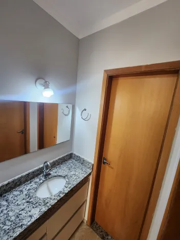 Alugar Apartamento / Padr&atilde;o em S&atilde;o Jos&eacute; do Rio Preto R$ 1.450,00 - Foto 9